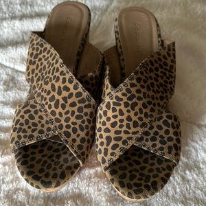 Like new Chocolat Blu leopard print wedges. Size 8.
